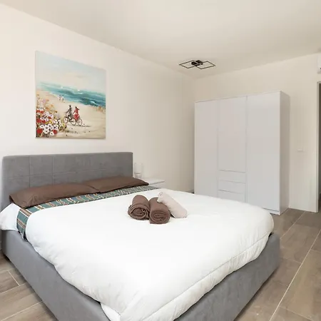 Daire Hurban Anastasio 12 Terrace Park Trieste