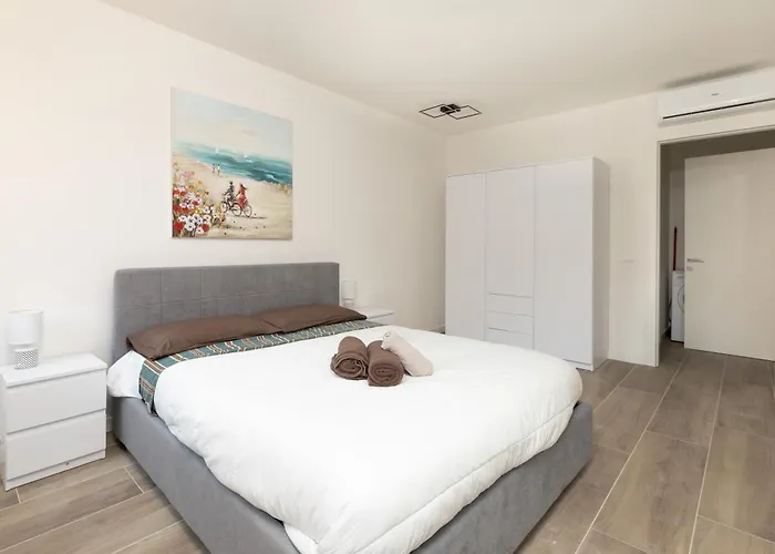 Appartement Hurban Anastasio 12 Terrace Park Triëst